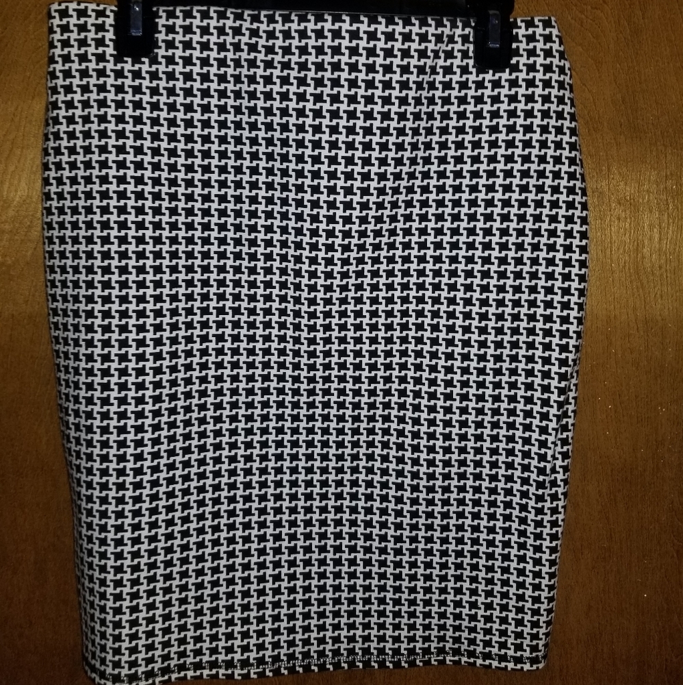 Pencil skirt
